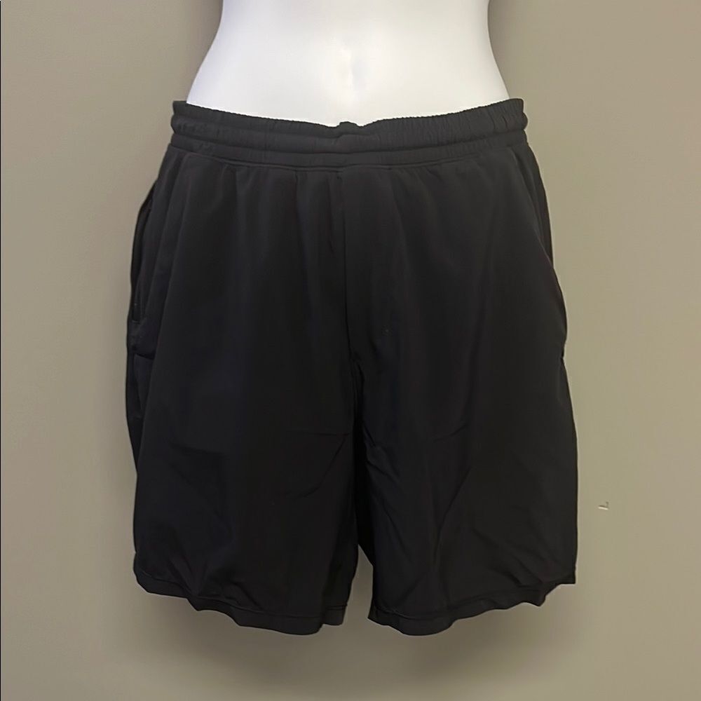 Lululemon Women’s Pull-On Elastic Black Athletic Shorts Drawstring Pockets-Med